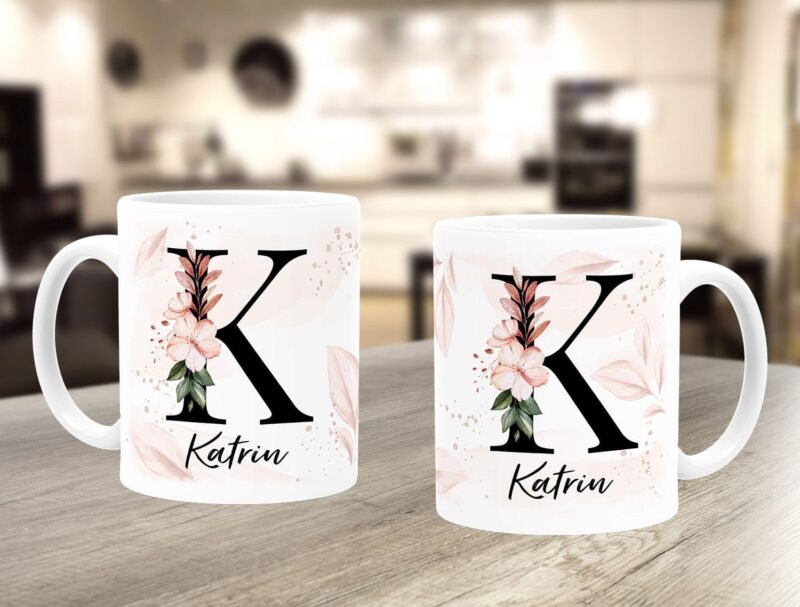 SpecialMeKaffee-Tasse Monogramm Initiale mit Namen personalisiert Blumen Blüten Dekor Floral Buchstabe floral weiß standard – Bild 3