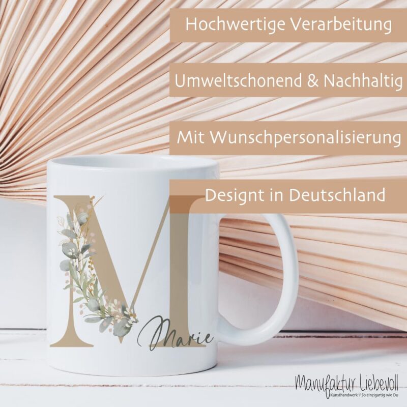 Manufaktur Liebevoll Tasse personalisiert mit Buchstabe Tasse mit Name Kaffeetasse personalisiert Namenstasse Geschenk Keramik Frau Sie (Motiv Eukalyptus) – Bild 3