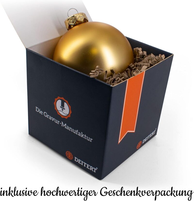 Deitert Weihnachtskugel mit Namen oder Wunschtext graviert, Ø 8cm, personalisierte Christbaumkugel aus Glas (glänzend), individueller Weihnachtsbaumschmuck mit Gravur, Tannen-Motiv, Blau – Bild 2